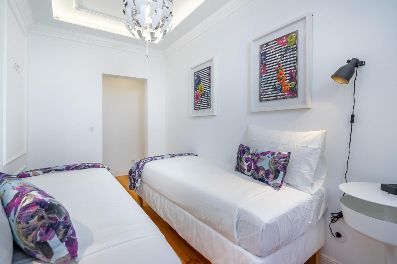 Whome | Great Location & Large Family Apartment W/Patio Лиссабон Экстерьер фото